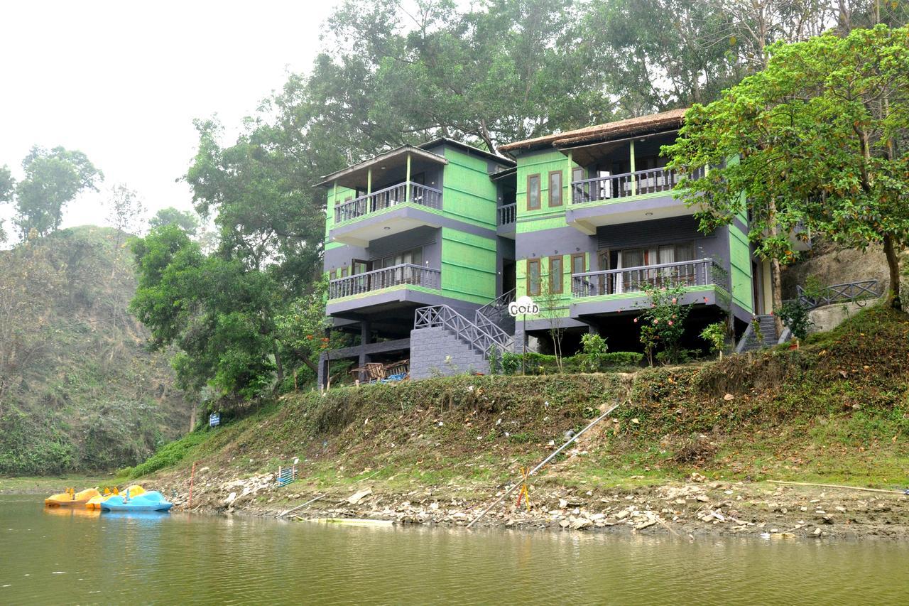 Foy'S Lake Resort Dakhin Kattali المظهر الخارجي الصورة
