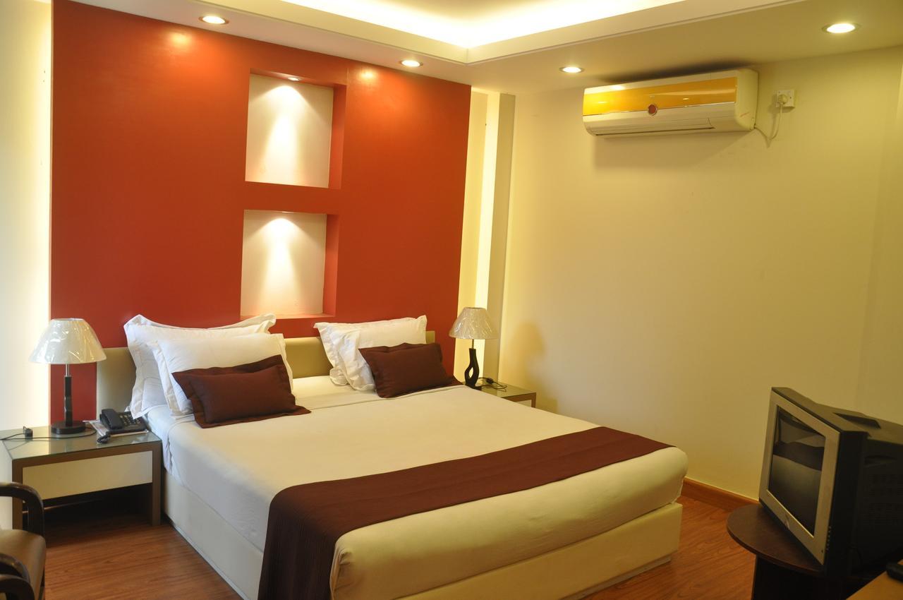 Foy'S Lake Resort Dakhin Kattali المظهر الخارجي الصورة